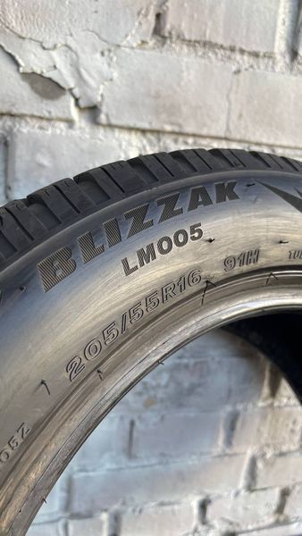 Шины б/у 205 55 R16 Bridgestone Blizzak LM005 267326 фото