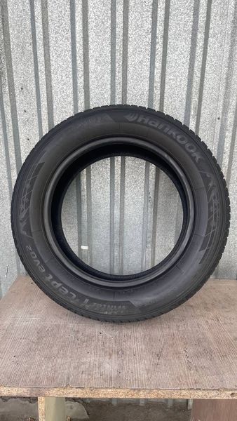 Шины б/у 225/60 R17 Hankook Winter Icept evo2 253099 фото