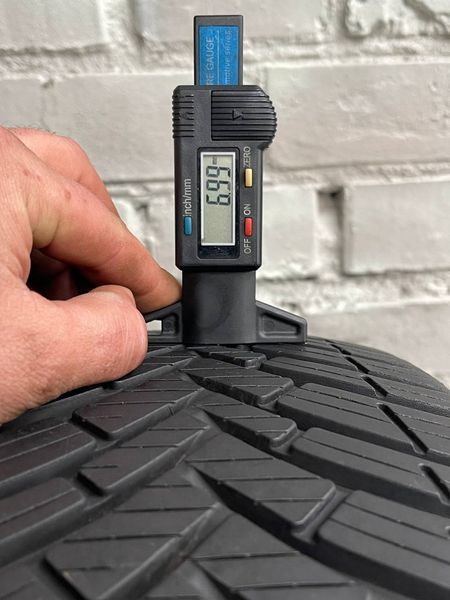 Шини б/в 205/55 R16 BF Goodrich g-Grip All Season 2 267029 фото