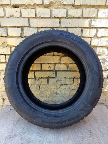 Шини б/в 235 55 R18 Pirelli Scorpion Winter 251789 фото