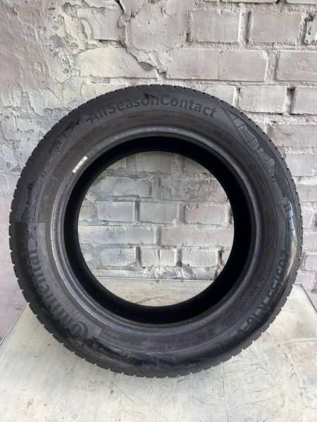 Шини б/в 205/55 R16 Continental AllSeasonContact 265279 фото