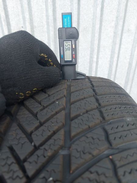 Шини б/у 255 35 21 Bridgestone Blizzak LM005 241465 фото