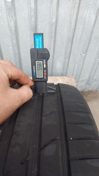 Шини б/в 225 40 R18 Hankook Ventus S1 evo2 250684 фото