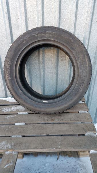 Шини б/в 235/55 R17 Ovation W586 241622 фото