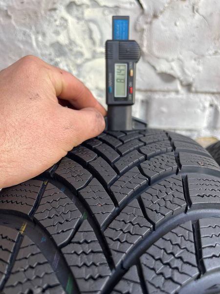 Шини б/в 195/65 R15 Semperit Speed Grip 5 265590 фото
