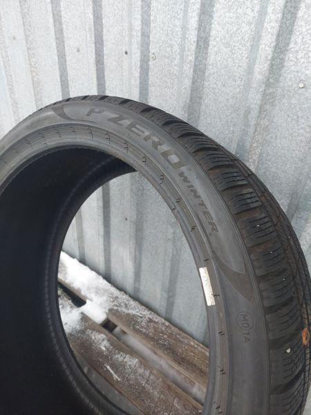 Шини б/у 265 35 21 Pirelli Pzero Winter 241466 фото