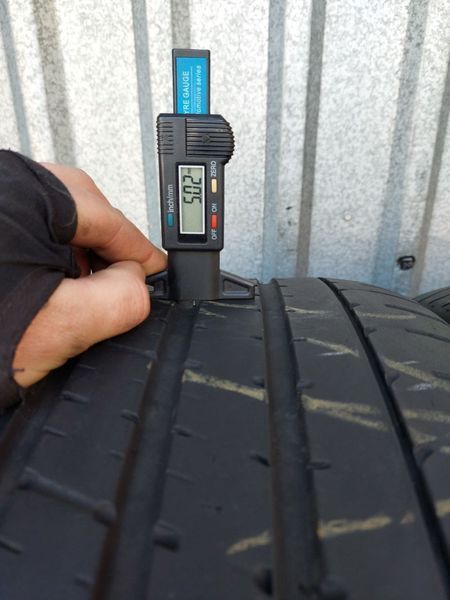 Шини б/у 255 35 R19 Pirelli Pzero rft 260065 фото