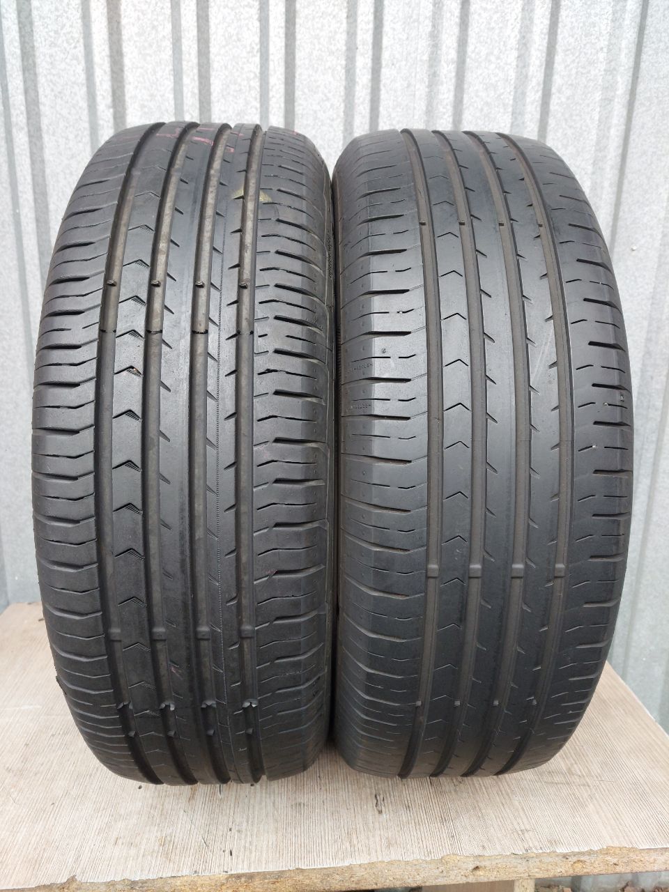 235 25 R17 Купити Шини б/у 235 65 R17 Continental ContiPremiumContact 5 недорого в ...