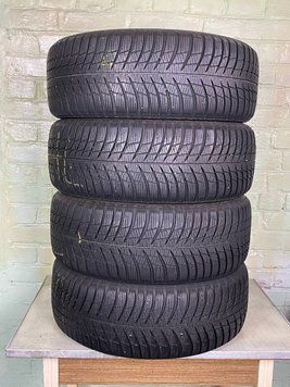 Шины б/у 205/55 R16 Bridgestone Blizzak LM001 250469 фото