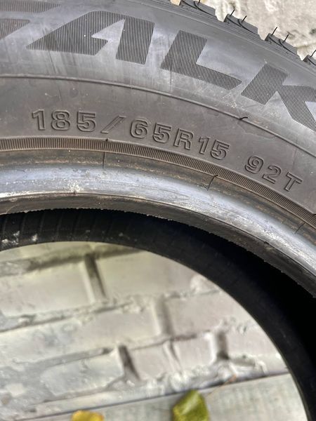 Шины б/у 185/65 R15 Falken WinterPeak 265593 фото
