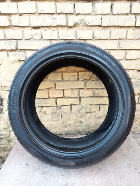 Шини б/в 285 40 R22 Vredestein WinTrac ExtrimS
