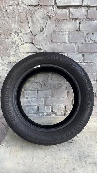 Шини б/в 215/55 R17 Continental AllSeasonContact 263327 фото