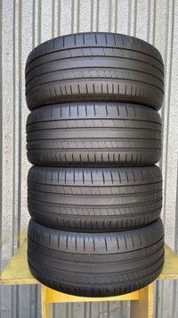 Шини б/у 285 40 R21 Pirelli Pzero PZ4 265305 фото
