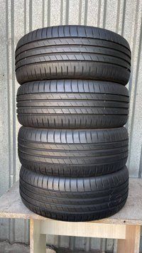 Шины б/у 215 55 R17 GoodYear Efficient Grip Perfomance 251022 фото