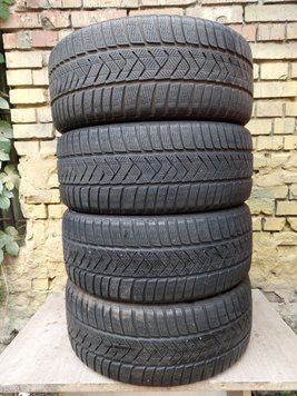 Шины б/у 235 45 R18 Pirelli Winter Sottozero 3 251712 фото