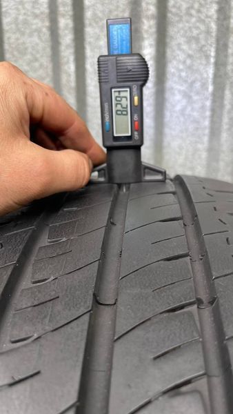 Шины б/у 235 65 R16C Michelin Agilis 265245 фото