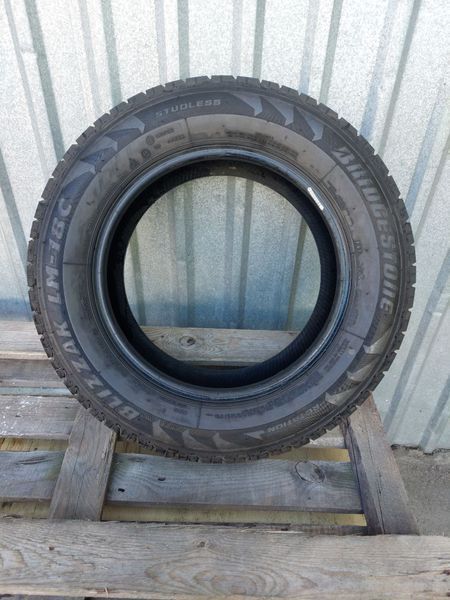 Шини б/в 215 65 R16C Bridgestone Blizzak LM18C 241420 фото