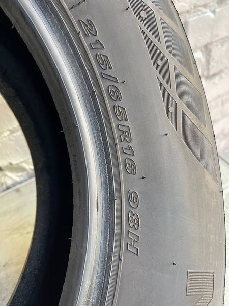 Шини б/в 215 65 R16 Nexen Winguard Snow GWH2 267306 фото
