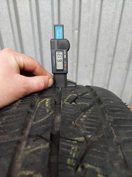 Шини б/в 205/55 R16 Predator Snow 241724 фото