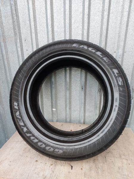 Шини б/у 265 50 R19 Goodyear Eagle LS 263307 фото