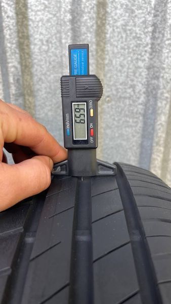 Шины б/у 185 65 R15 GoodYear Efficient Grip Perfomance 265269 фото
