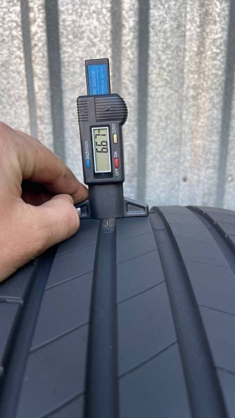 Шины б/у 225 55 R17 Bridgestone Turanza T005 rft 265057 фото