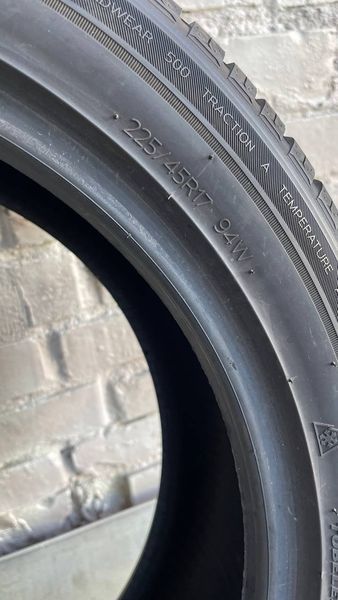Шины б/у 225 45 R17 Hankook Kinergy 4S2 267086 фото