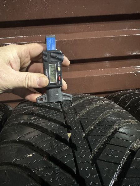 Шини б/в 205 55 16 GoodYear Vector 4Seasons 240150 фото