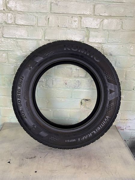 Шини б/в 205/60 R16 Kumho WinterCraft WP51 250070 фото