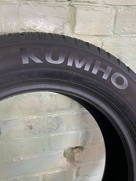 Шини б/в 205/60 R16 Kumho WinterCraft WP51 250070 фото