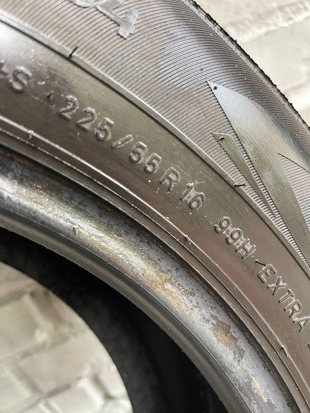 Шины б/у 225/55 R16 Nokian WR D4 267278 фото