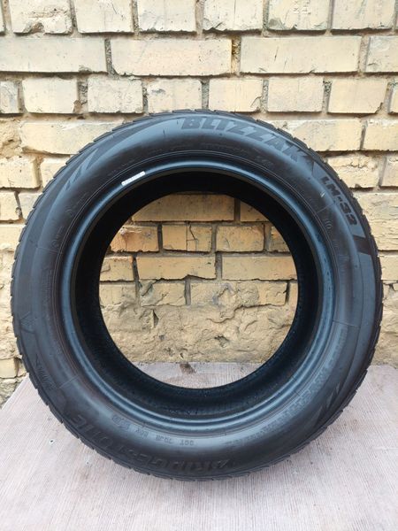 Шины б/у 225/50 R17 Bridgestone Blizzak LM32 253161 фото