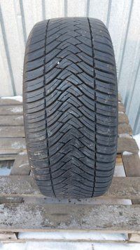 Шины б/у 225 45 R17 Triangle SeasonX TA01 241672 фото