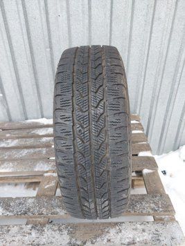 Шины б/у 205 65 R16C GoodYear Ultragrip Cargo 240394 фото