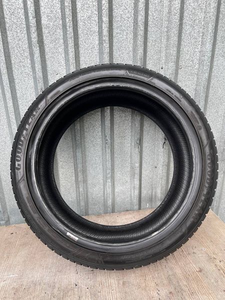 Шины б/у 245 40 R19 GoodYear Vector 4Seasons Gen3 263367 фото