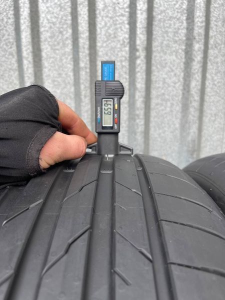Шини б/у 235 50 R19 Hankook Ventus evo suv 263227 фото
