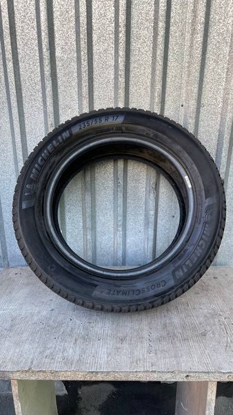 Шини б/у 235 55 R17 Michelin CrossClimate 2 265032 фото