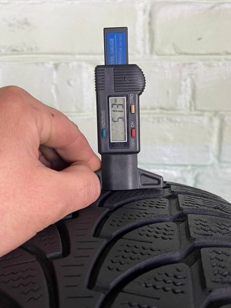 Шини б/в 225/60 R17 Bridgestone Blizzak LM80 240116 фото