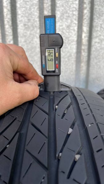 Шины б/у 215 60 R17 Bridgestone Dueler HP Sport AS 265067 фото