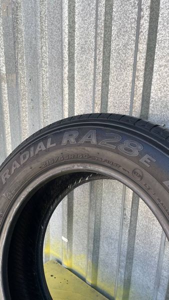 Шини б/у 215 65 R16C Hankook Radial RA 28E 265127 фото