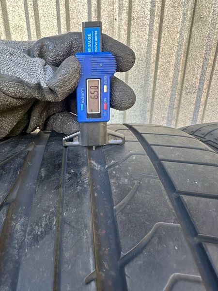 Шины б/у 305/30 R19 Bridgestone Potenza RE050A 251141 фото