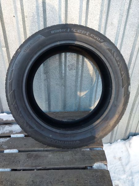 Шины б/у 255 45 R19 Hankook Winter Icept evo2 241480 фото
