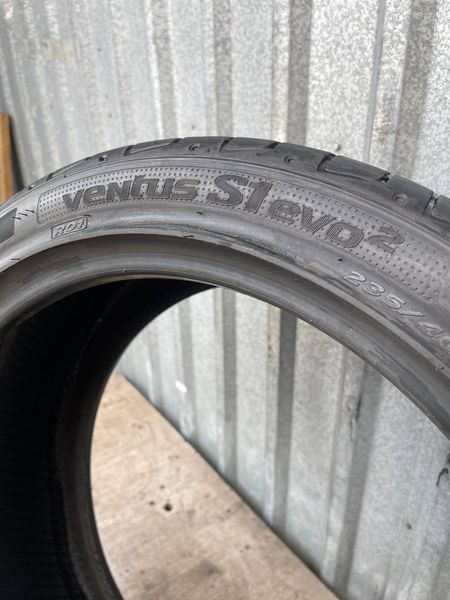 Шини б/у 235 40 R19 Hankook Ventus S1 evo2 263237 фото