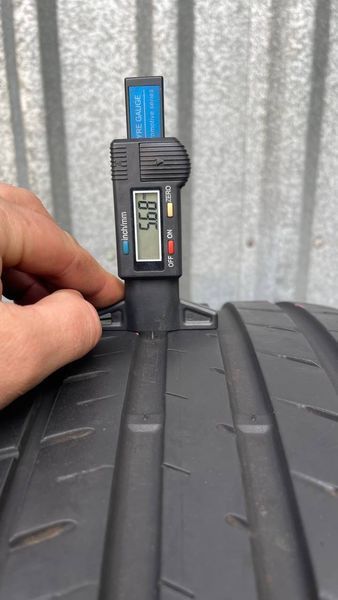 Шини б/у 235 50 R17 Kumho Ecsta LE Sport 265010 фото