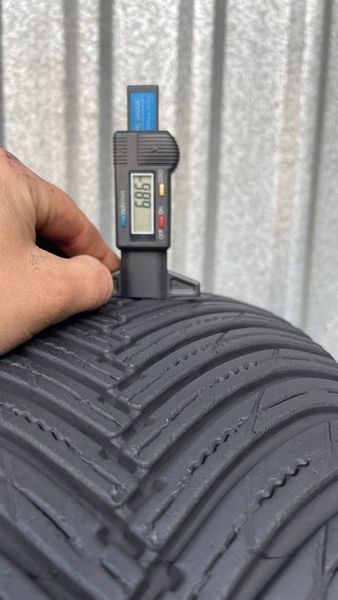 Шини б/у 235 55 R19 Maxxis Premitra AllSeason AP3 265287 фото