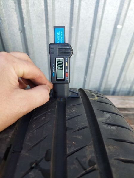 Шини б/в 235/50 R19 Continental PremiumContact 6 250524 фото