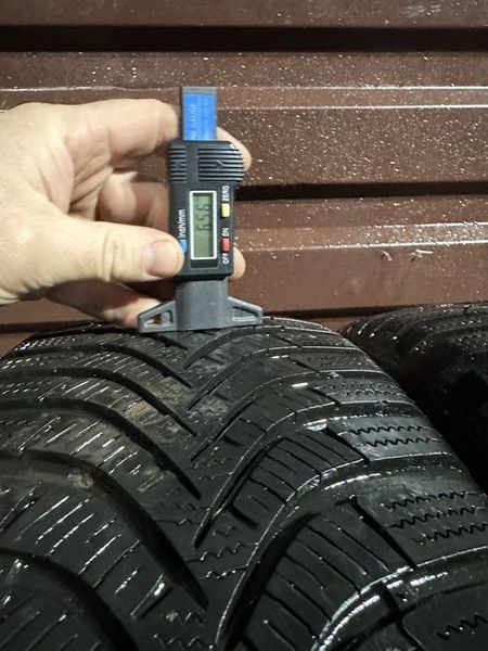 Шины б/у 195 55 16 Hankook Winter RS2 240274 фото