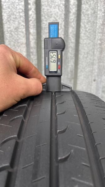 Шины б/у 215 55 R18 GoodYear Efficient Grip suv 4x4 250403 фото