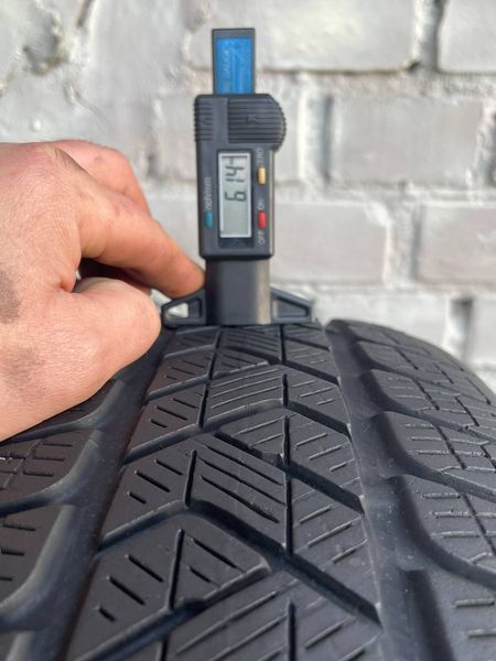 Шины б/у 215 65 R16 Pirelli Scorpion Winter 267014 фото