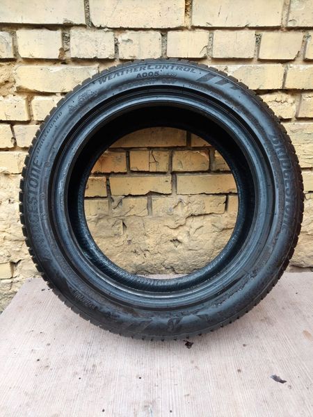 Шини б/у 225 50 R17 Bridgestone Wather Control A005 evo rft 251603 фото